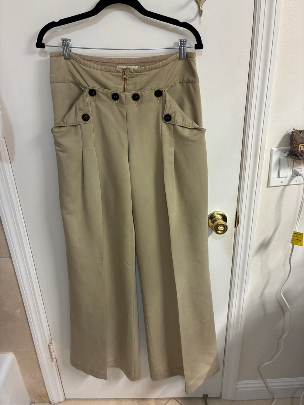 elevenses by Anthropologie-Wide Leg Pants in Khaki with Button Front Design Sz 8